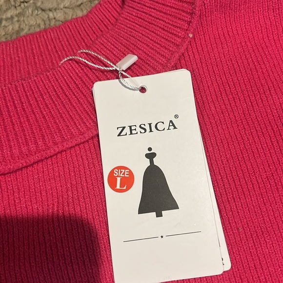 Colorful Women's Sweater - Picture 2 of 7